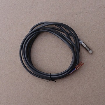 Omron E2EG-X2MC1 NPN NO 2mm M8