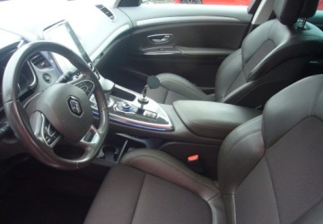 Renault Espace V Van 1.6 Energy dCi 160KM 2016 Renault Espace Renault Espace V Espace 1.6 Diesel 160KM, zdjęcie 10