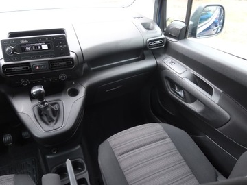Opel Combo E Kombivan 1.2 Turbo 110KM 2019 Opel Combo 1.2 Turbo, Salon Polska, Serwis ASO, zdjęcie 7