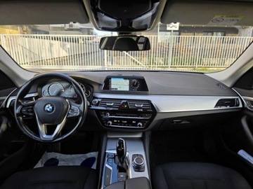 BMW Seria 5 G30-G31 Touring 520d 190KM 2019 BMW 5 Touring (G31) 2.0l diesel 190KM * Bezwypadkowy * Serwisowany, zdjęcie 8