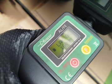 AUDI A4 B6 DVEŘE PRAVÉ PŘEDNÍ LZ9W