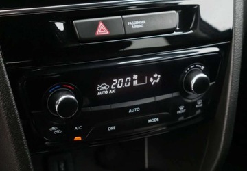 Suzuki Vitara III SUV 1.6 VVT 120KM 2016 Suzuki Vitara Suzuki Vitara 1.6 Elegance 2WD 1.6 Benzyna 120KM, zdjęcie 32
