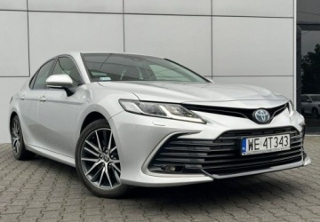 Toyota Camry IX Sedan 2.5 Hybrid Dynamic Force 218KM 2021 Toyota Camry Salon Polska Automat Navi Kamera Led 1 Wlasciciel FV23, zdjęcie 4