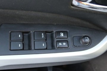 Suzuki Vitara III SUV 1.6 VVT 120KM 2018 Suzuki Vitara Grzane siedzenia, salon polska, kame, zdjęcie 17