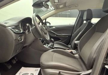 Opel Astra K Sports Tourer 1.6 CDTI 136KM 2017 Opel Astra Opel Astra 1.6 D (CDTI) StartStop Innovation 1.6 Diesel 136KM, zdjęcie 21