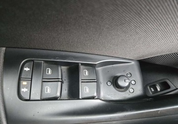 Audi Q3 I SUV 2.0 TDI 140KM 2015 Audi Q3 Cena za auto po wszystkich oplatach Zarejestrowany 2.0 Diesel, zdjęcie 16