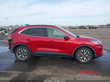 Ford Kuga III 2020 Ford Kuga 2020 r., 2,0L TITANIUM 2.0 Benzyna 250KM, zdjęcie 15