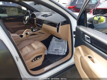 Porsche Cayenne III 2019 Porsche Cayenne 2019 3.0l 3.0 Benzyna 335KM, zdjęcie 9