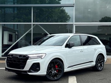 Audi Q7 II 2025 AUDI Q7 55 TFSI e quattro S Line 3.0 394KM