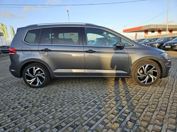 Volkswagen Touran III 1.6 TDI 110KM 2015 Volkswagen Touran 1,6 diesel 110KM panorama navi, zdjęcie 19