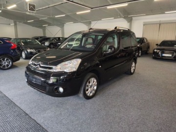 Citroen Berlingo II Combi 1.6 VTI 120KM 2011 Citroen Berlingo II 1.6 Benzyna, Klima x 2 , Panorama, 5 osobowy