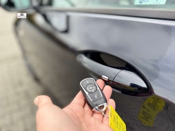 Opel Insignia I Sports Tourer Facelifting 2.0 CDTI Ecotec 170KM 2017 Opel Insignia 2.0 CDTI 170KM, 4x4, intellux, hak, skora, navi, bogata opcj, zdjęcie 17