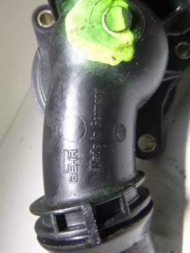 BMW E46 3.0 Корпус термостата