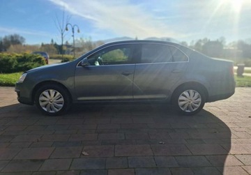 Volkswagen Jetta V 2.0 TDI-CR 140KM 2008 Volkswagen Jetta Zadbany 2.0 Diesel 140KM, zdjęcie 2