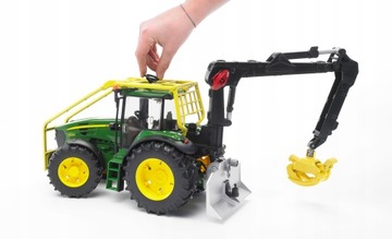 ТРАКТОР BRUDER CLAAS AXION 950 СО СНЕЖНООБОРУДОВАТЕЛЕМ 03017
