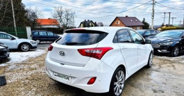 Hyundai i30 II Wagon 1.6 GDI 135KM 2014 Hyundai i30 BENZYNA 5 DRZWI KLIMA niski przebieg super okazja 1.6, zdjęcie 15