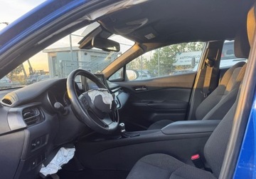 Toyota C-HR I Crossover 1.8 Hybrid 122KM 2018 Toyota C-HR 1.8 VVT-i Hybrid 2018r navi kamera 1.8 Hybryda 122KM, zdjęcie 4