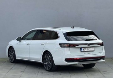 Volkswagen Passat B9 2024 Volkswagen Passat Variant 2.0TSI 265KM R-Line 4Motion Salon PL Panorama Ma, zdjęcie 4