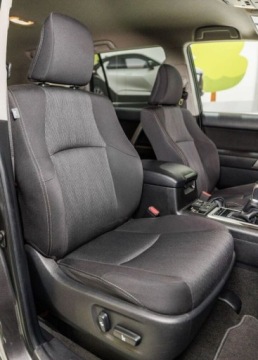 Toyota Land Cruiser VII Terenowy 3d 2.8 D-4D 177KM 2020 Toyota Land Cruiser LC 2.8 D-4D Premium aut 2.8 Diesel 177KM, zdjęcie 15