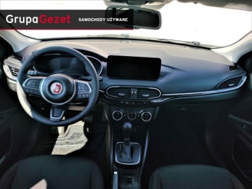 Fiat Tipo II Station Wagon Facelifting 1.5 Hybrid 130KM 2023 Fiat Tipo KOMBI SERIA 3 1.5 130 KM Hybrid (RED), zdjęcie 6