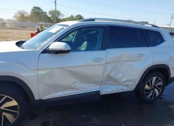 Volkswagen 2024 Volkswagen Atlas 2024, 2.0L, 4x4, SEL, od ubezpieczalni 2.0 Benzyna 269KM, zdjęcie 2