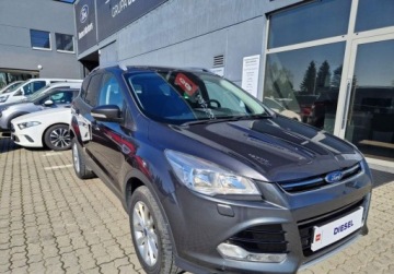 Ford Kuga II SUV 2.0 TDCi 150KM 2016 Ford Kuga 2.0 TDCi 150KM 4x4 Titanium FV Marza 2.0 Diesel 149KM, zdjęcie 2