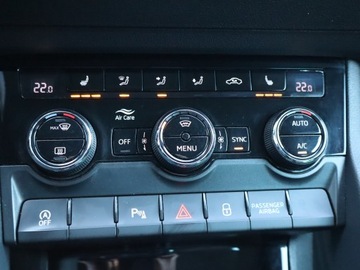 Skoda Karoq Crossover 2.0 TDI 150KM 2018 Skoda Karoq 2.0 TDI, Salon Polska, Serwis ASO, zdjęcie 12