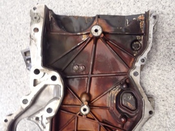 MITSUBISHI COLT 1.3I 04- НАСОС КРЫШКИ ГРМ