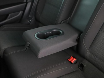 Volkswagen Passat B8 Variant 2.0 TDI BlueMotion SCR 150KM 2019 Volkswagen Passat lift LED navi klima auto, zdjęcie 38