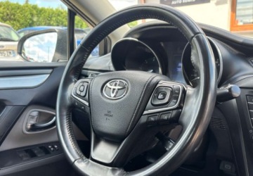 Toyota Avensis III Sedan Facelifting 2015 2.0 D-4D 143KM 2018 Toyota Avensis Polski Salon Gwarancja 2.0 Diesel 142KM, zdjęcie 7