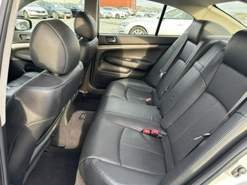 Infiniti G G37 Sedan Facelifting 3.7 V6 320KM 2013 Infiniti G37 3.7 V6 24V 320KM 2013r kamera, FV23%, zdjęcie 27