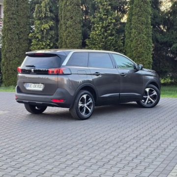 Peugeot 5008 II Crossover Facelifting 1.2 PureTech 130KM 2021 Peugeot 5008 II 1.2 Benzyna 130KM 7 foteli, Serwis, zdjęcie 16