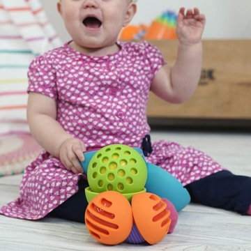 Fat Brain Toys OombeeBall Матрешки Шарики 4 шт.