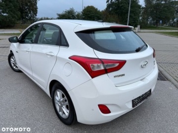 Hyundai i30 II Hatchback 3d 1.6 GDI 135KM 2013 Hyundai i30 Hyundai i30 blue 1.6 GDI YES Gold 1.6 Benzyna 135KM, zdjęcie 6