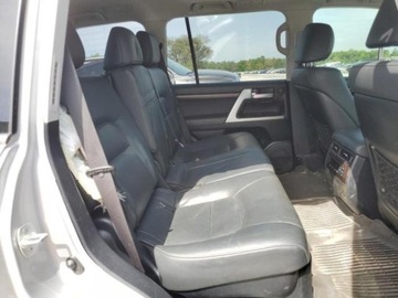 Toyota Land Cruiser VII 2021 Toyota Land Cruiser 2021, 5.7L, 4x4, VX-R, od ubezpieczalni 5.7 Benzyna, zdjęcie 9