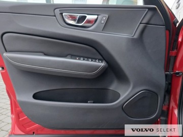 Volvo XC60 II Crossover T5 250KM 2019 Volvo XC 60 Salon PL R-Design T5 250KM AWD BLIS Ka, zdjęcie 13