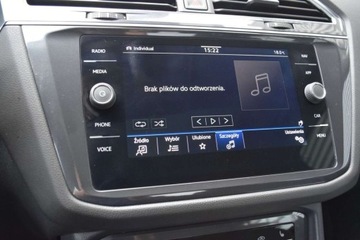 Volkswagen Tiguan II SUV Facelifting 2.0 TDI 200KM 2021 Volkswagen Tiguan TDI 200KM Allspace DSG 4x4 Elegance LEDMatrix Hak Panora, zdjęcie 17