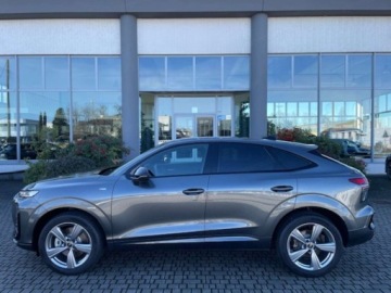 Audi Q3 II SUV 1.5 35 TFSI 150KM 2026 AUDI Q3 TFSI S line Sportback Suv 1.5 (150 KM) 2026, zdjęcie 1