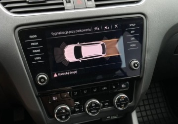 Skoda Octavia III Kombi Facelifting 2.0 TDI 150KM 2018 Skoda Octavia 2.0 TDI 2.0 Diesel 150KM, zdjęcie 16