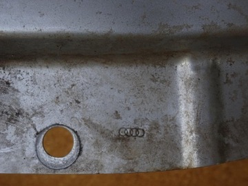 AUDI TT 8J 06-14 BLATNÍK LEVÝ PŘEDNÍ OEM