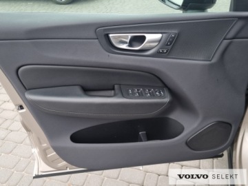 Volvo XC60 II 2023 Volvo XC 60 FV23 Plus Dark B4 B 197KM ACC BLIS Ele, zdjęcie 13