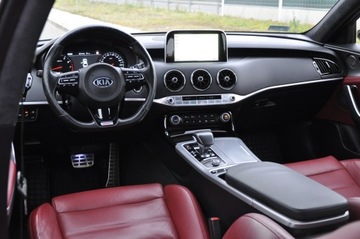 Kia Stinger Liftback 3.3 T-GDi 370KM 2018 KIA STINGER 3.3 T-GDI V6 GT AWD KRAJOWE BEZWYPADKOWE I WŁAŚCICIEL, zdjęcie 32