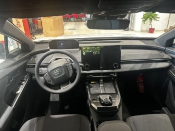 Toyota C-HR II 2026 Toyota C-HR 77kWh Style Od reki Elektryczny 224KM, zdjęcie 2