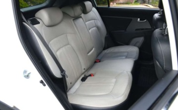 Kia Sportage III SUV Facelifting 1.7 CRDi 115KM 2016 Kia Sportage 1,7 CRDI 115 KM Klimatronic Nawigacja Kamera 1.7 Diesel 115KM, zdjęcie 27