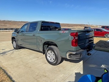 Chevrolet Silverado II 2025 Chevrolet Silverado 2025 CHEVROLET SILVERADO K1500 LT 5.3 Benzyna 355KM, zdjęcie 1