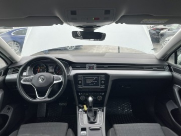 Volkswagen Passat B8 Variant Facelifting 2.0 TDI SCR 150KM 2020 Volkswagen Passat Variant Automat Podgrzewanie, zdjęcie 6