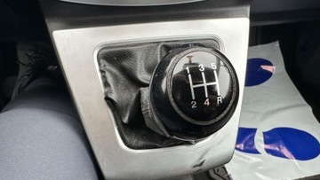 Mazda 5 I 1.8 MZR 115KM 2007 Mazda 5 Raty Klimatronic Szyberdach 7 osobowy 1.8 BENZ Zarej w PL 1.8 115KM, zdjęcie 16