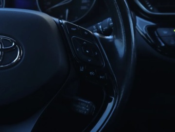 Toyota C-HR I Crossover 1.8 Hybrid 122KM 2019 Toyota C-HR 1.8 Hybrid, Salon Polska, Automat, zdjęcie 22