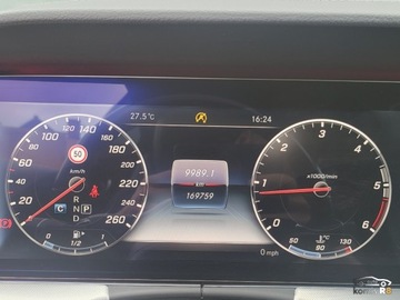 Mercedes Klasa E W213 Coupe 2.0 220d 194KM 2018 Mercedes-Benz Klasa E E220d 194KM 2018r 169Tys KmAmg-Line Multibeam Bezwyp, zdjęcie 19