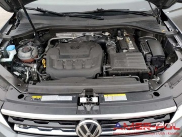 Volkswagen Tiguan II 2021 Volkswagen Tiguan SE_R-Line_4MOTION_2.0 L_184 km_2021r 2.0 Benzyna 184KM, zdjęcie 10